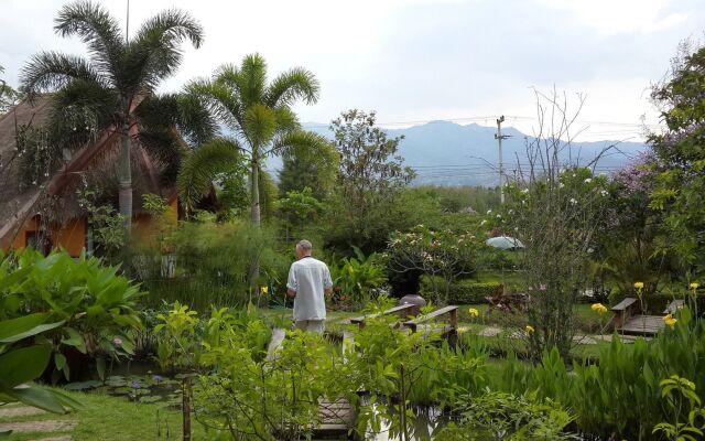 PuraVida Pai Resort