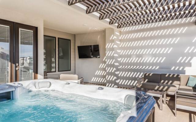 Sunscape by RedAwning