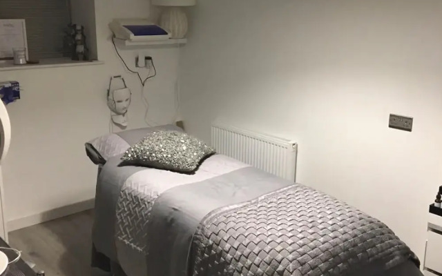 Conrah Hotel