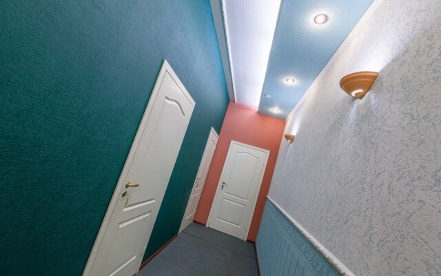 Sun Clarita Living Quarters