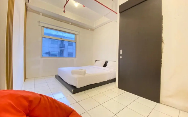 Stylish & Bright 1Br Apartment At Grand Asia Afrika Residence