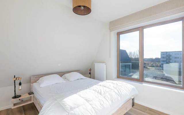 Apartment on the 2nd Floor for Family