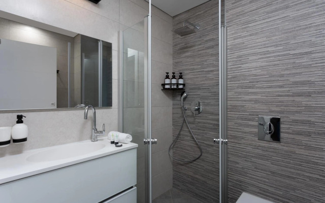Chic 2BR in Carmelit by HolyGuest