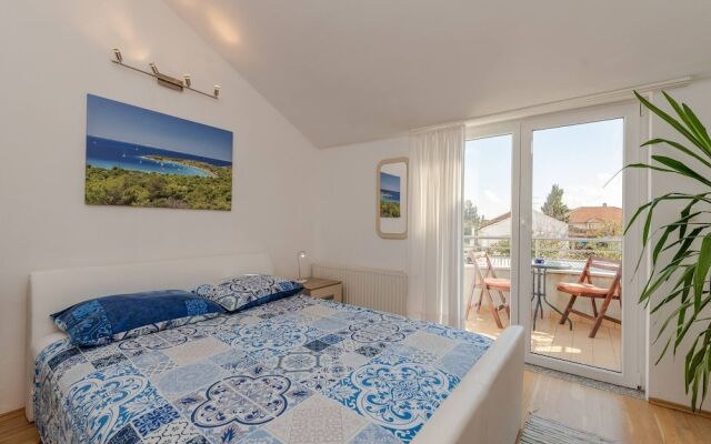 Romantic Oasis -mediterranean Style Studio