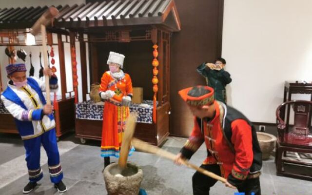 Grand House Hangzhou