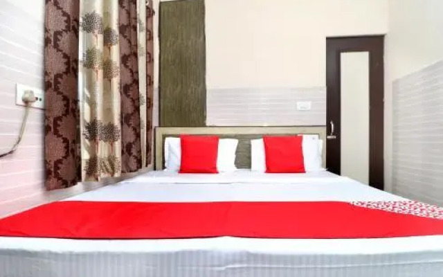 OYO 23084 Chhabra Guest House