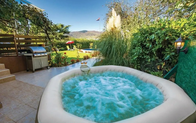 Awesome Home in Kastav with Hot Tub, WiFi & 3 Bedrooms