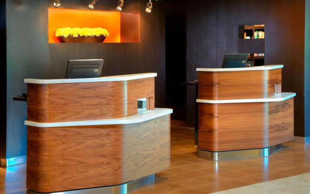 Courtyard by Marriott Columbus Worthington
