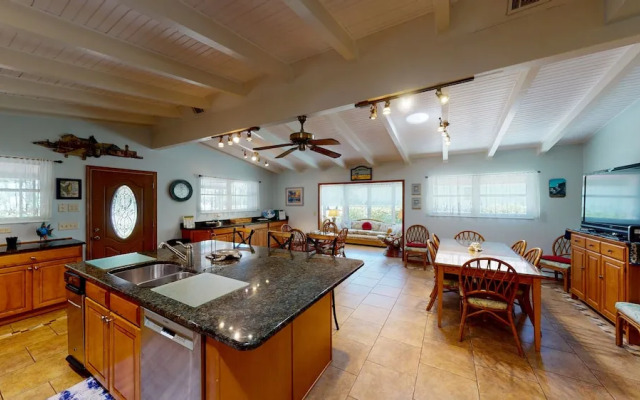 Barronhaus 4 Bedroom Home