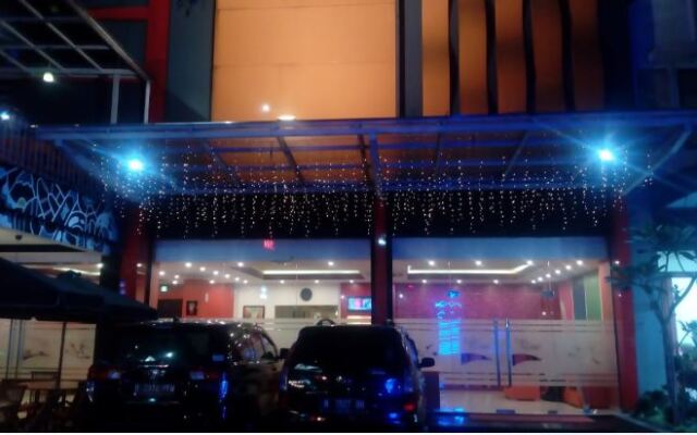 New Fariz Hotel