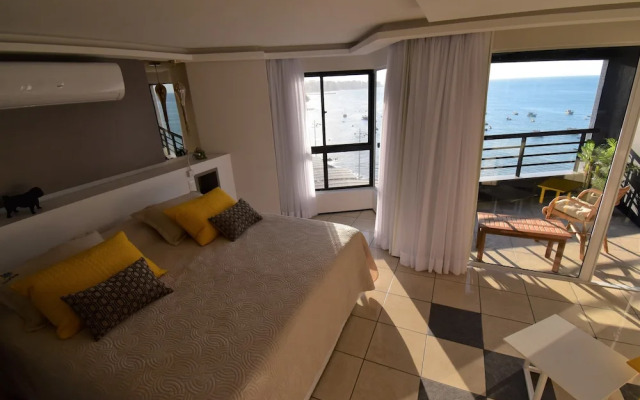 SEAFLATS Iate Plaza Hotel
