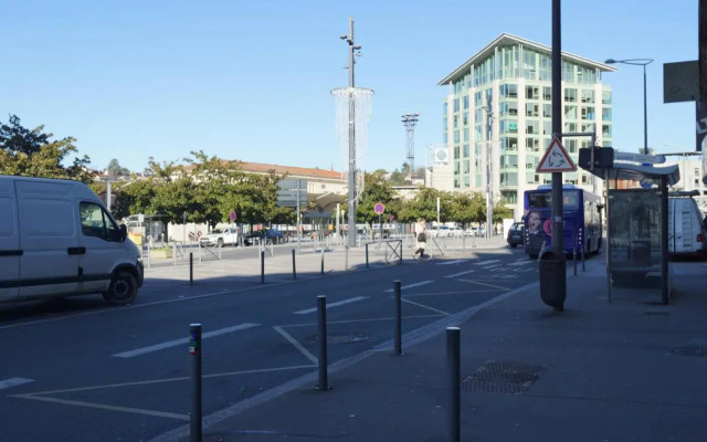 Stay house to Poitiers