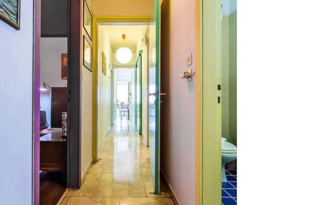 6 persons seaview Athens Riviera