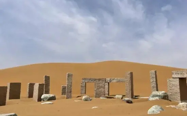 Enjoy the Starry and Desert Scenery Hotel