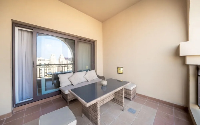 Stylish Urban 1BR Gem in Fairmont-90AB2