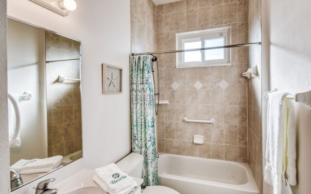 Johnson Beach Way - 4 Br Home