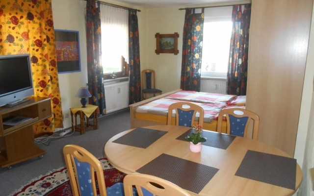 Haus an der Kastanie