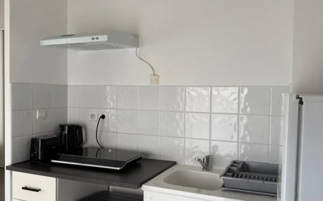 T2 Port Marianne avec balcon et place de parking