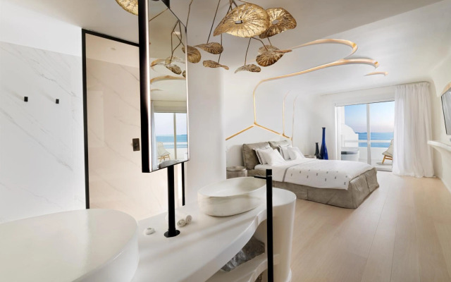 Отель Cavo Tagoo 