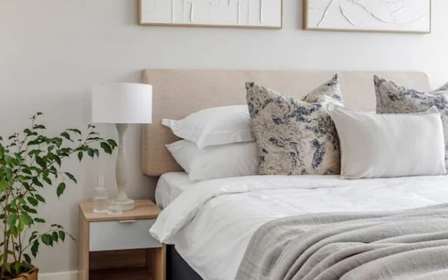 Sea-facing Apartment at Adelphi Galleria