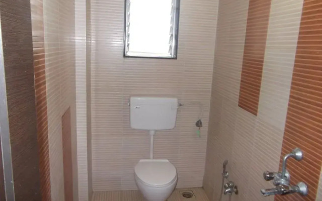 Hotel Trimurti Pride