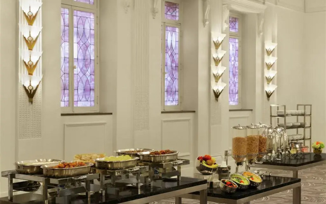 Hilton New Orleans/St. Charles Avenue