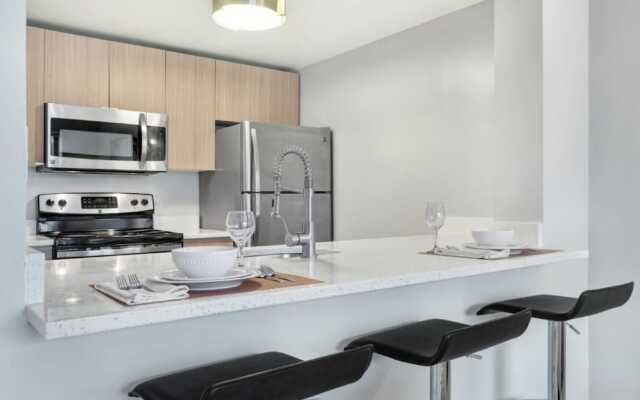 Global Luxury Suites at Monroe