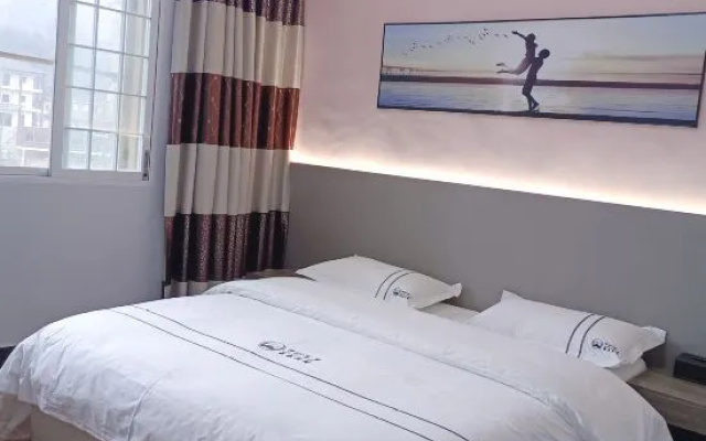 Haotai Hotel (Biancheng Chadong Scenic Area Branch) – Guest Rooms – Xiangxi