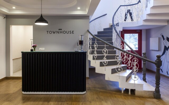 OYO Townhouse 001 Southcity Sohna Road