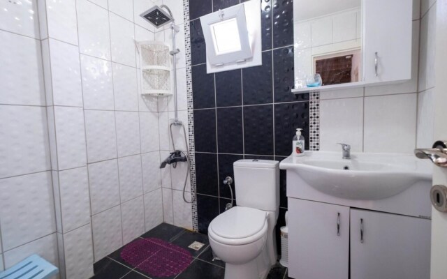 Lovely House Near Beach With Backyard in Fethiye