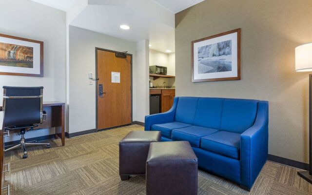 Lift Bridge Lodge, an Ascend Collection Hotel