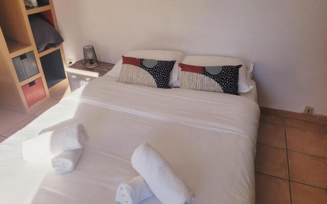 Studio With Wifi For 2 Near Remparts D'avignon