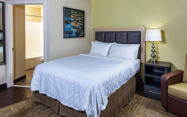 Candlewood Suites Appleton by IHG