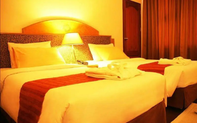 Mtc Plus At Grand Tower Inn