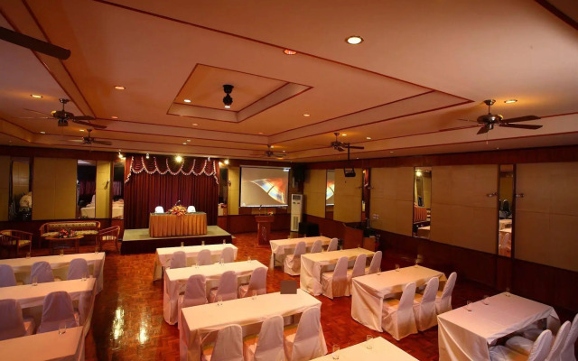 The Palm Garden Hotel