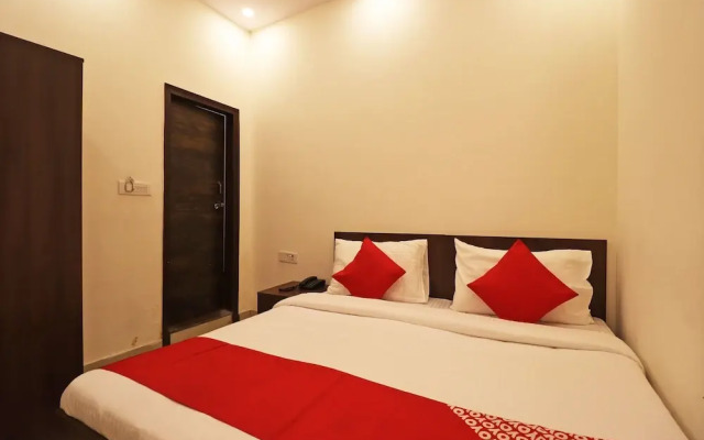 Oyo Flagship 36992 Sidharth Plaza Haiderpur
