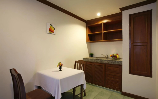 Jiraporn Hill Resort
