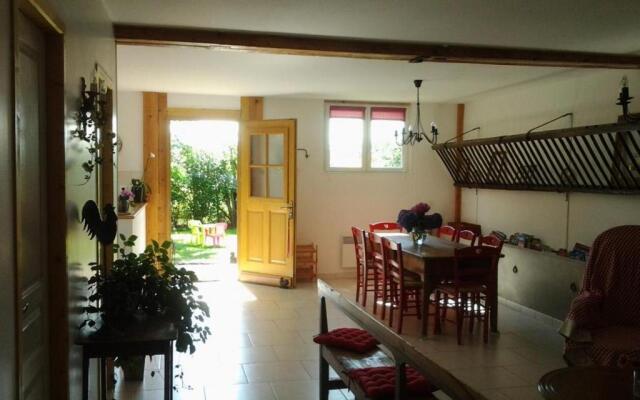 Gîte Moulins, 3 pièces, 5 personnes - FR-1-489-324
