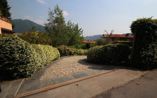 Botanic Garden Villa