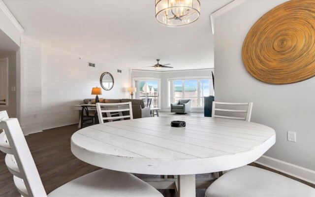 3506 Windsor 2 Bedroom Condo