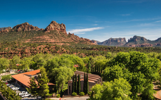 Arroyo Roble Resort at Oak Creek