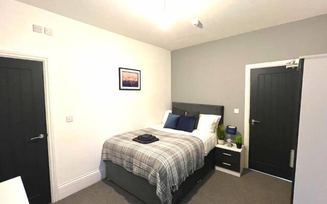 Chantry Suites by SA Stays