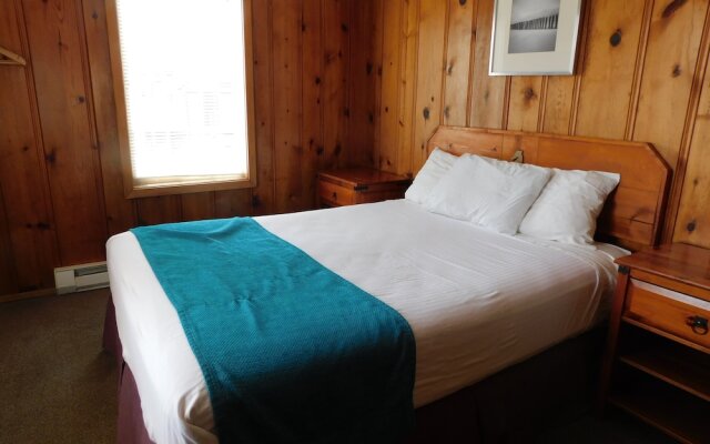 Seahorse Oceanfront Lodge