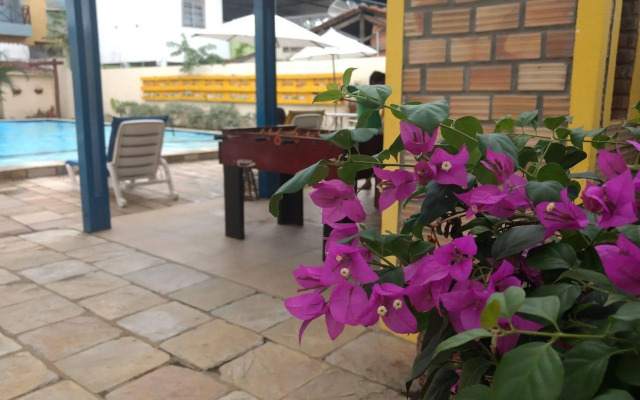 Pousada Flores do Mar