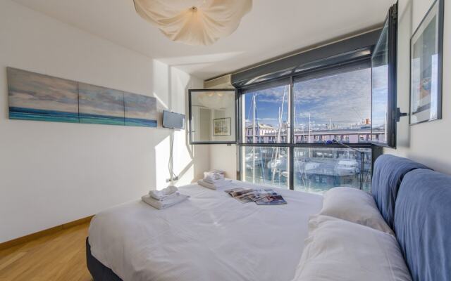 JOIVY nel Cuore del Porto Antico a Genova