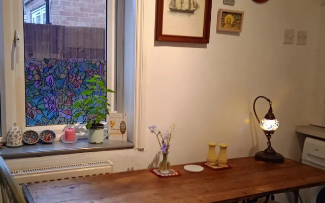 Captivating 2-bed Hideaway Apartment in Gloucester