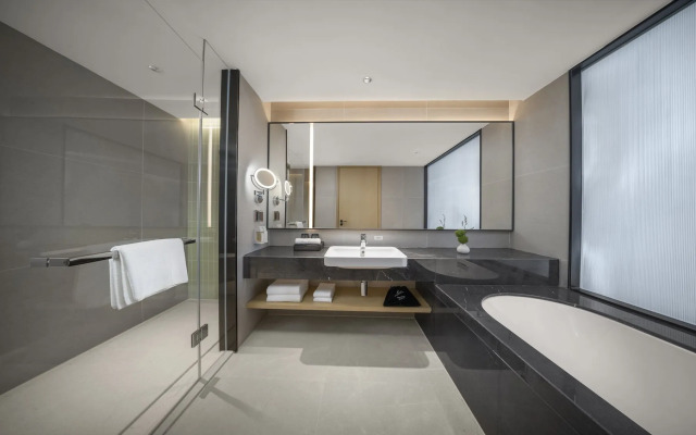 Holiday Inn Qinhuangdao Haigang by IHG