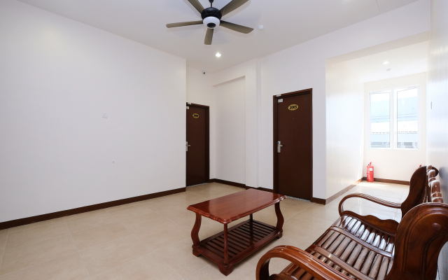 Super OYO 43935 Mancalin Hotel