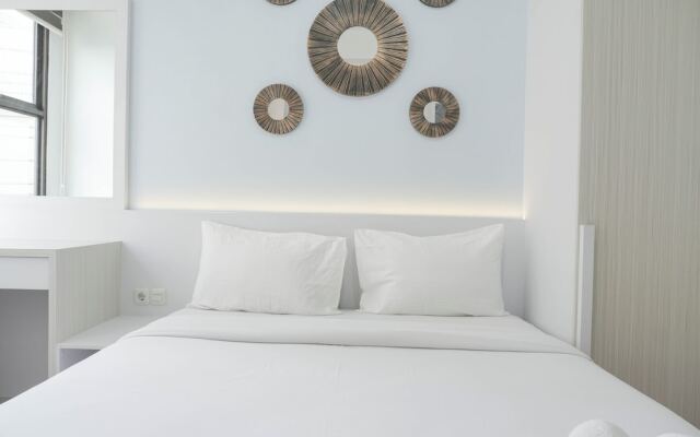 Nice And Elegant Studio At Transpark Cibubur Apartment