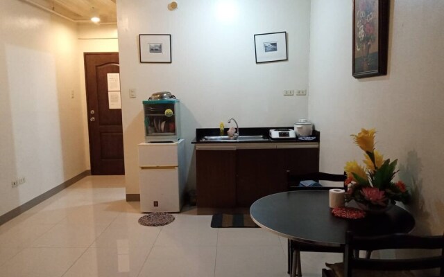 Guesthouse Behind the Airport